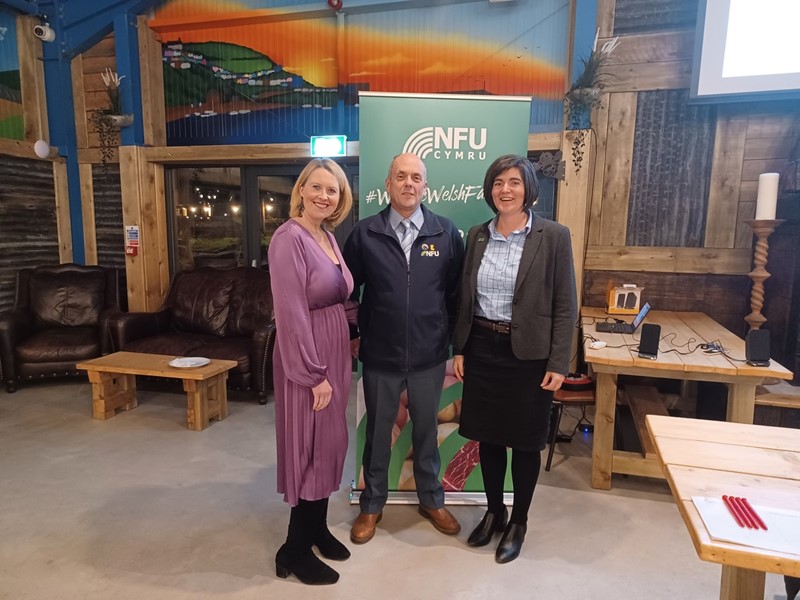 Hannah Thomas ITV Wales with Glyn Davies, NFU Cymru Ceredigion County Chair and Abi Reader, NFU Cymru Deputy President