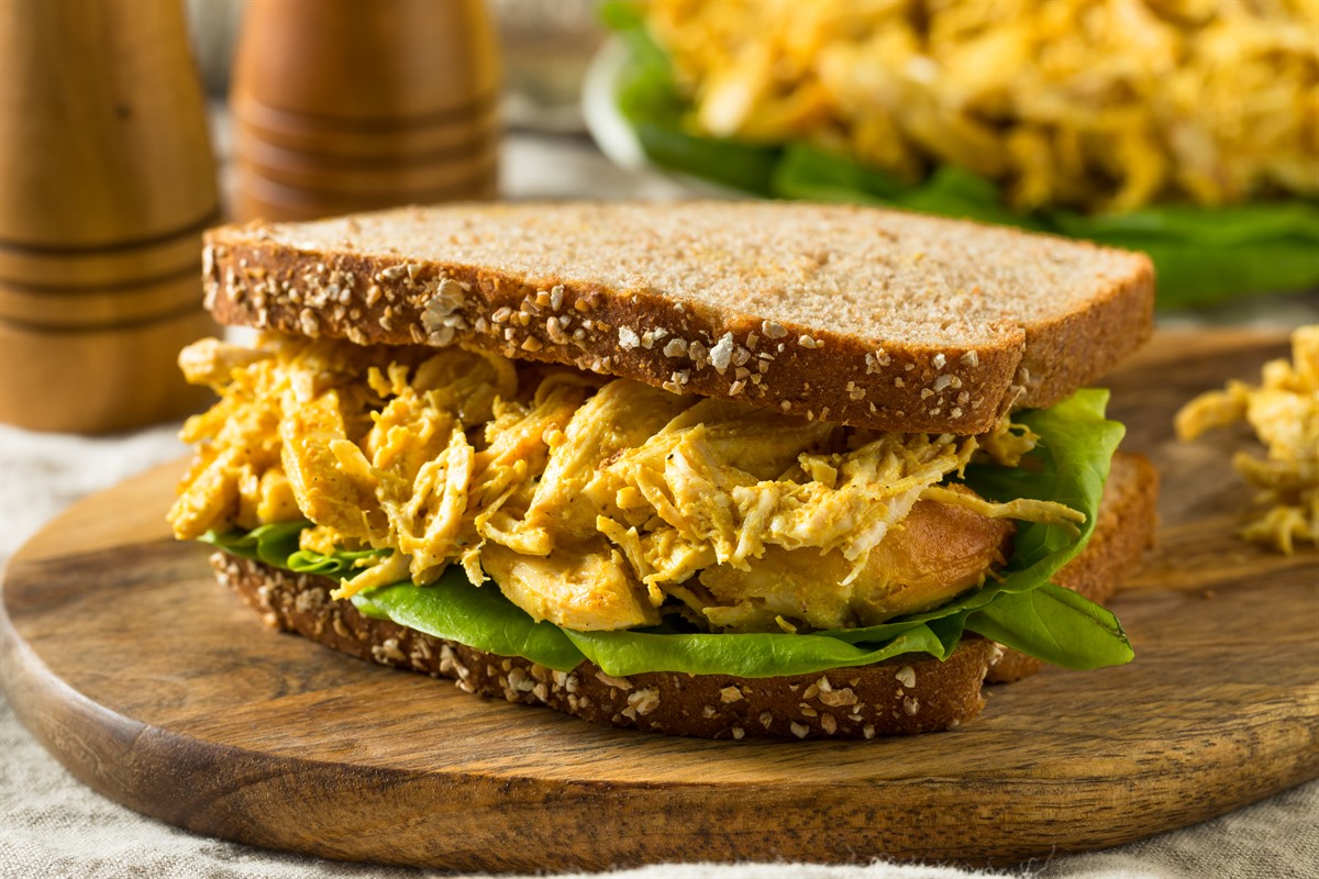 This recipe is a twist on coronation chicken, using turkey instead, ideal for that leftover turkey meat at Christmas. 