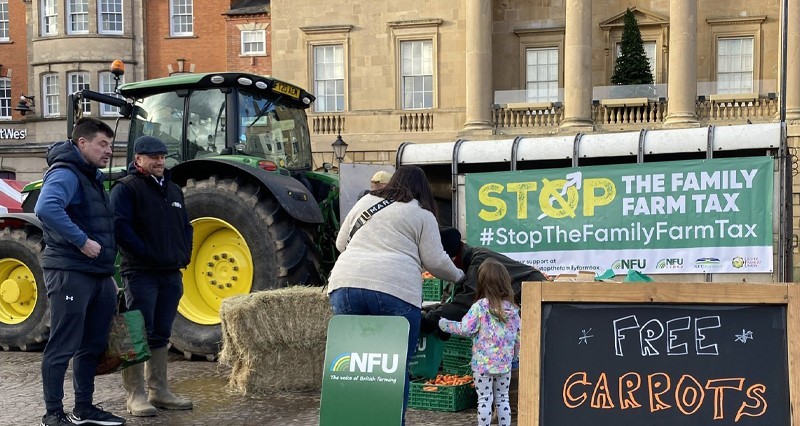 Farmers in town centre