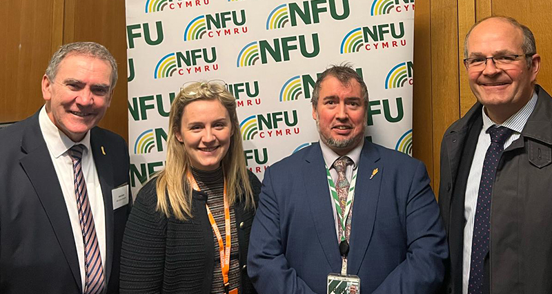 L-R NFU Cymru President Aled Jones, NFU Student and Young Farmer ambassador Naomi Williams-Roberts, Labour MP for Montgomeryshire Steve Witherden, NFU President Tom Bradshaw